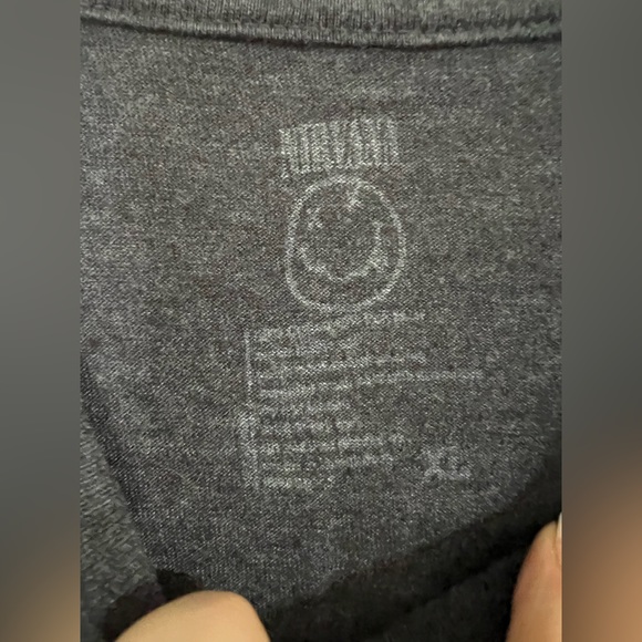 Nirvana Heather Black Short Sleeve Graphic Band Tee Size XL - Picture 2 of 4